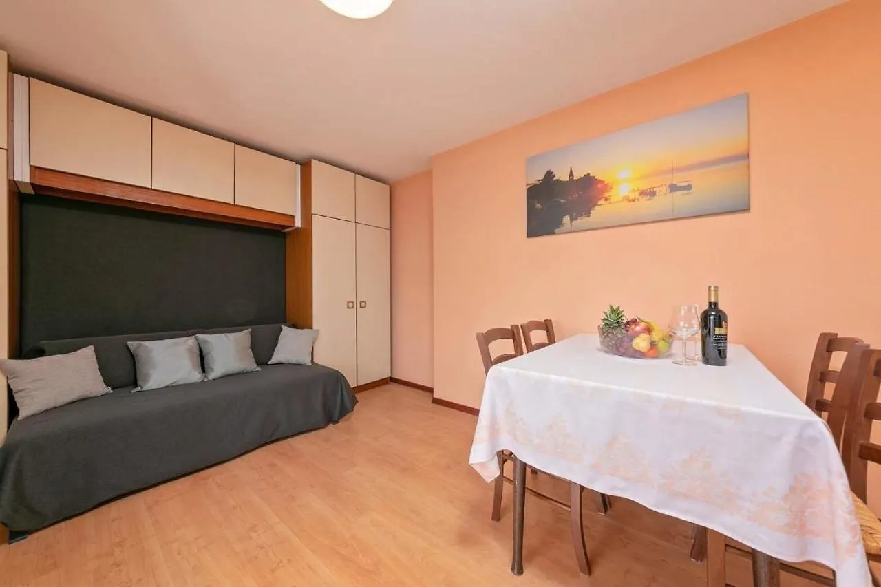 Apartment Sunset Porec